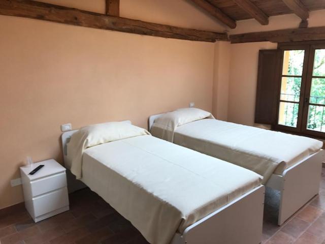 Agriturismo Podere Casino Mezzolara 外观 照片