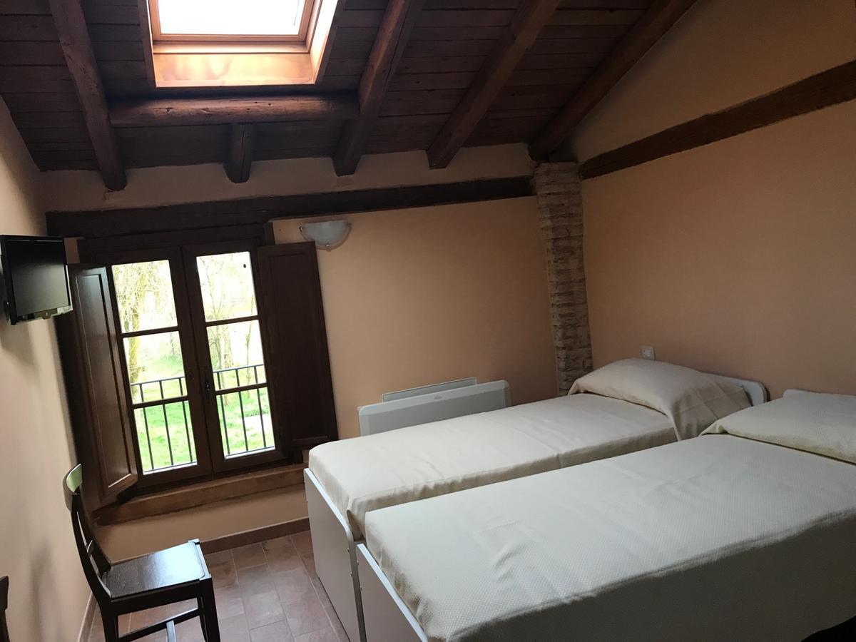 Agriturismo Podere Casino Mezzolara 外观 照片
