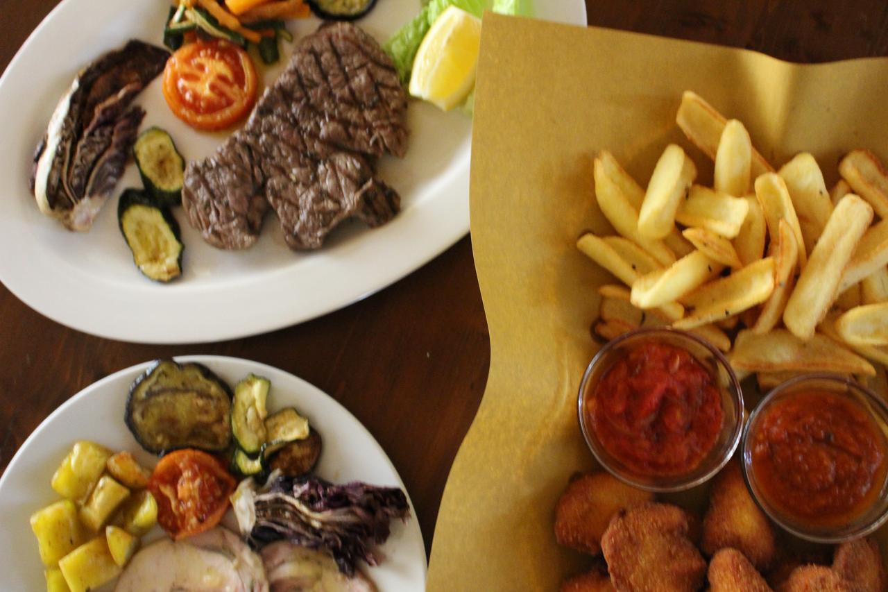 Agriturismo Podere Casino Mezzolara 外观 照片