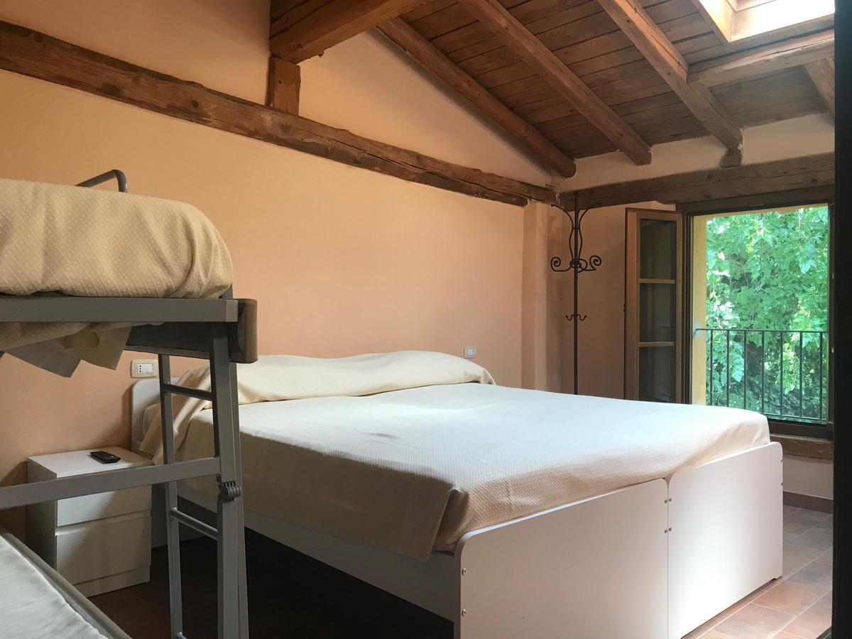 Agriturismo Podere Casino Mezzolara 外观 照片